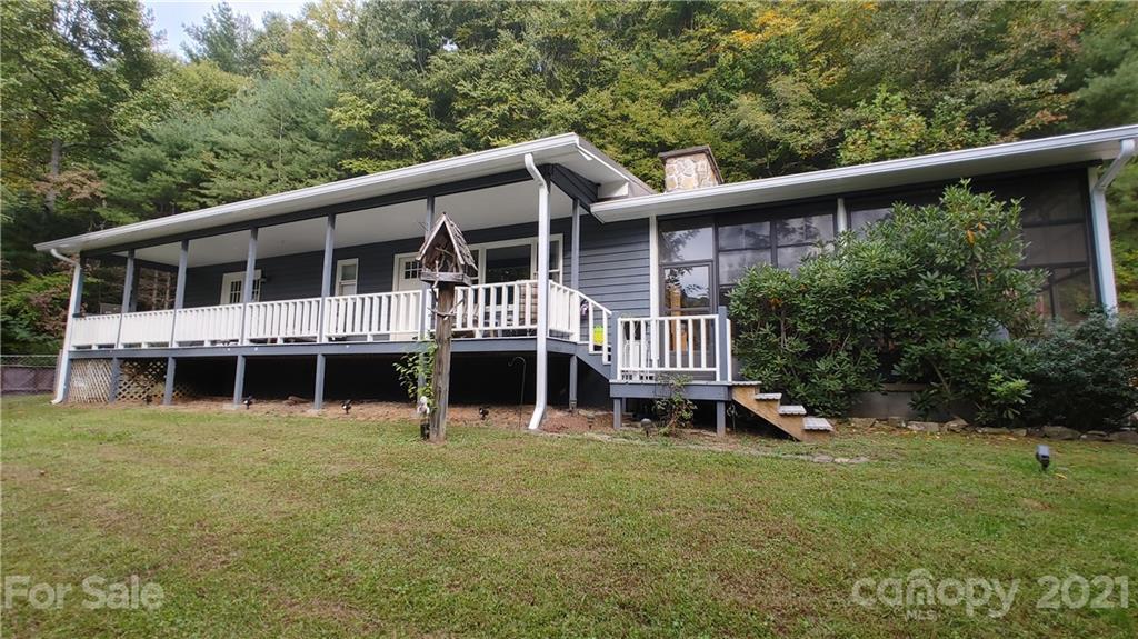 143 Leon Barron Rd., Sylva, NC 28779