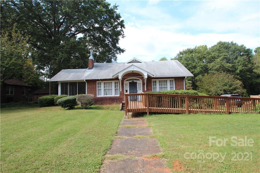 161 Carolina Ave., Forest City, NC 28043