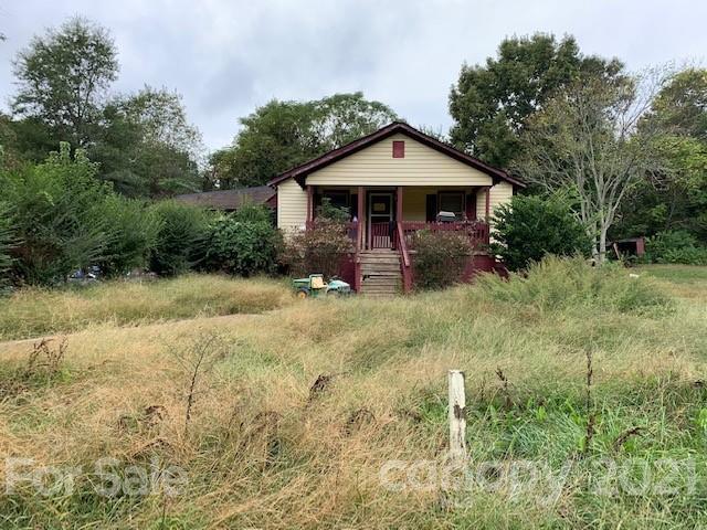 1716 Younger Ave., Statesville, NC 28677