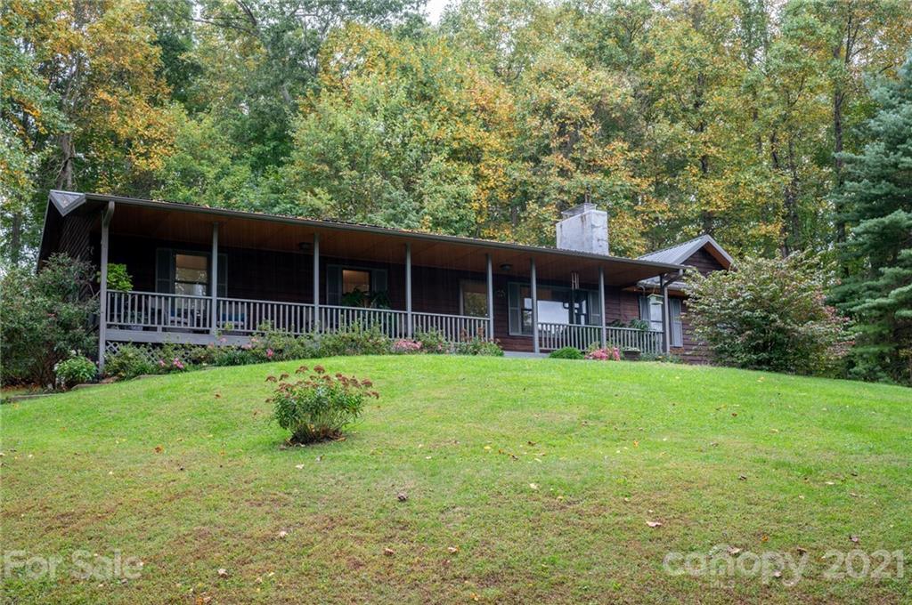 11 Cedar Ridge Dr., Asheville, NC 28806