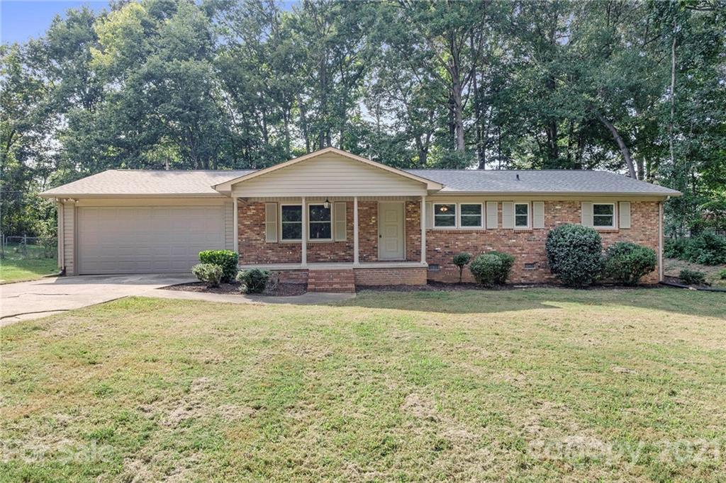 1826 Whispering Pine Rd., Lincolnton, NC 28092
