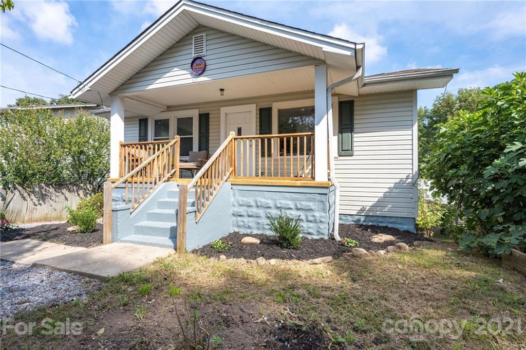 584 Fairview Rd., Asheville, NC 28803