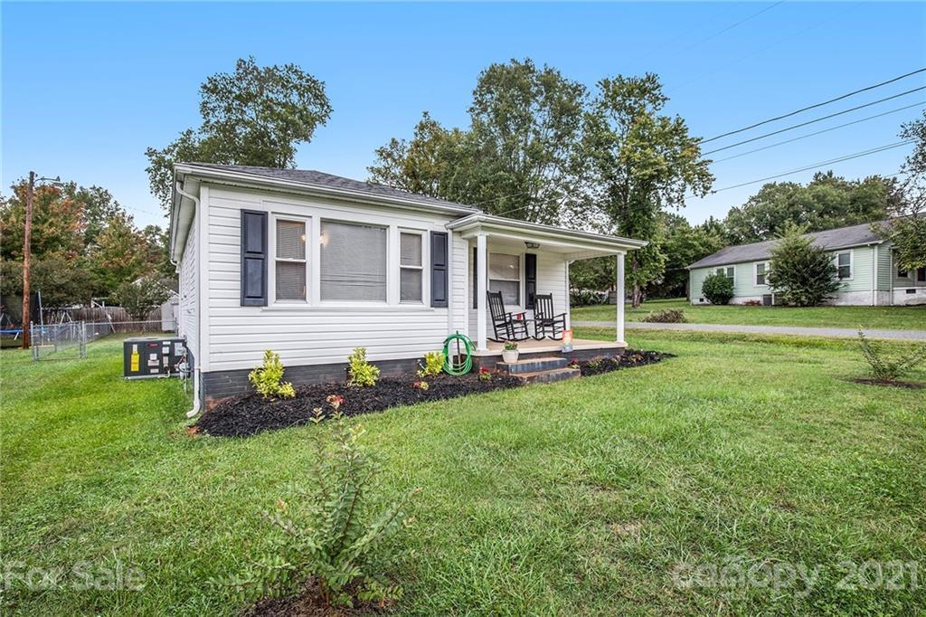 1803 Clay St., Kannapolis, NC 28083