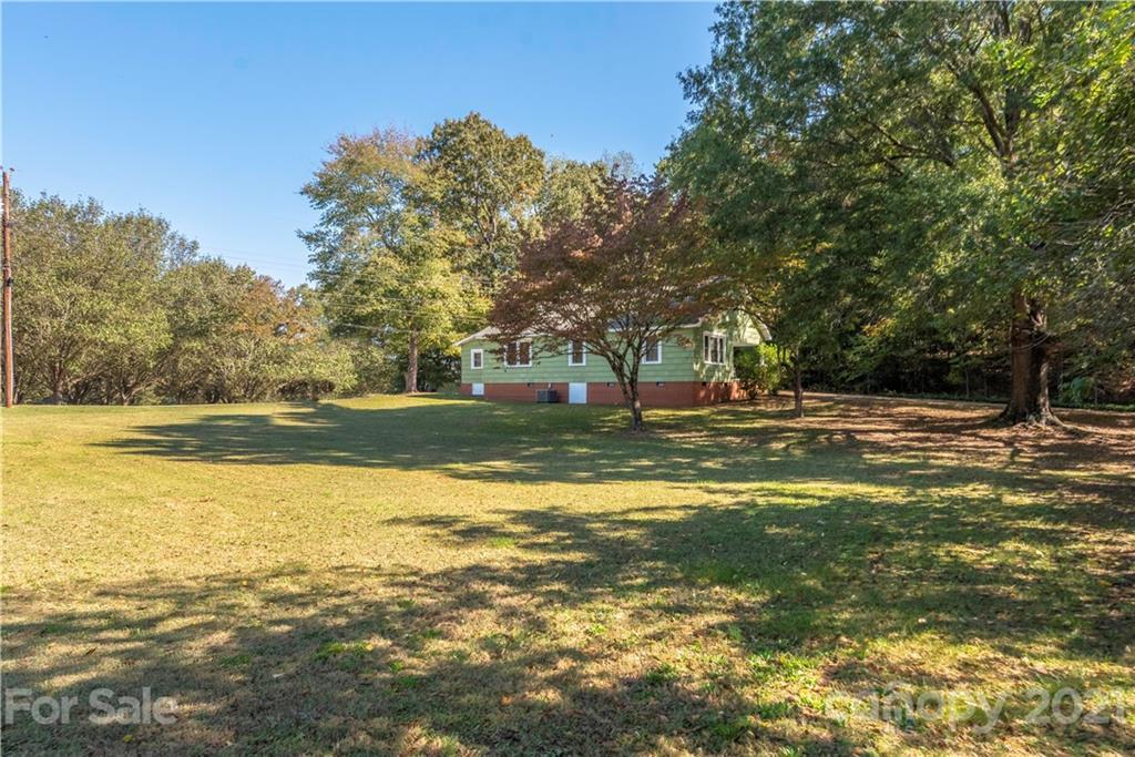 105 N Arbor Ave., Kannapolis, NC 28081
