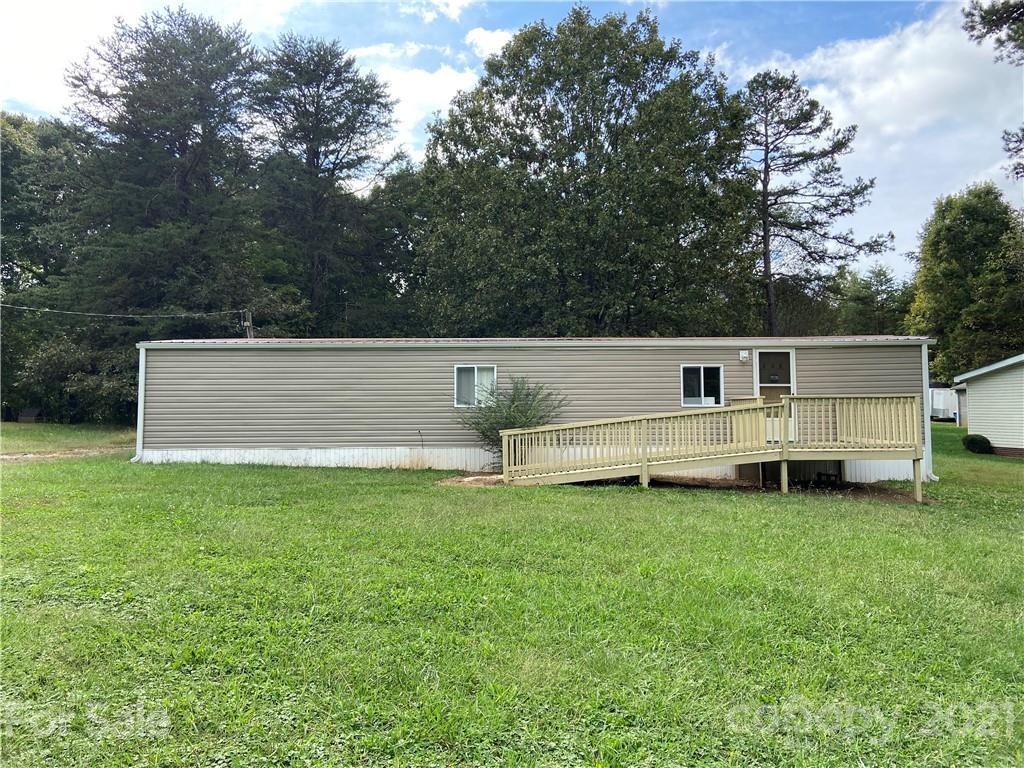 208 Jasmine Cir., Troutman, NC 28166