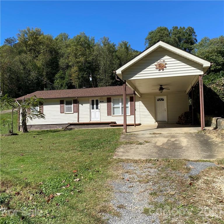 149 Orchard St., Old Fort, NC 28762