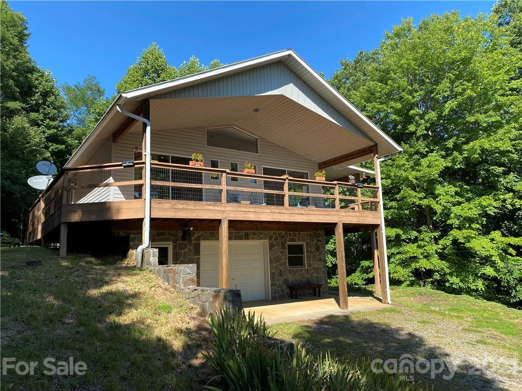 815 Marr Creek Rd., Bryson City, NC 28713