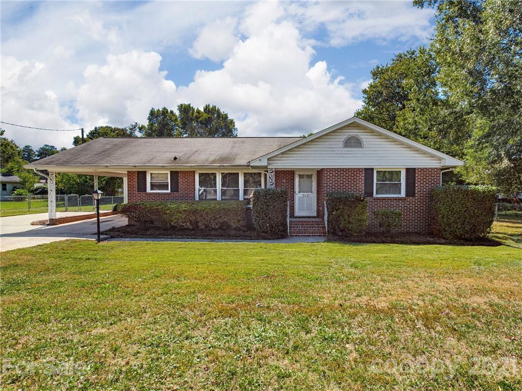 9119 Mount Holly Rd., Charlotte, NC 28214