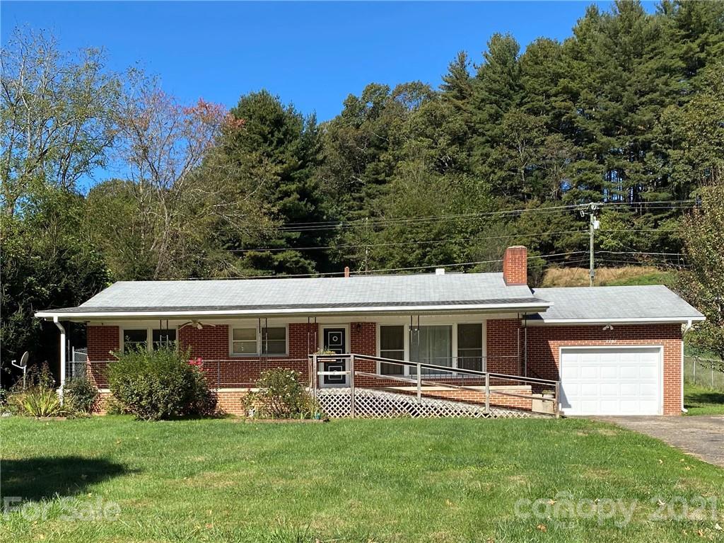 1763 Asheville Rd., Waynesville, NC 28786