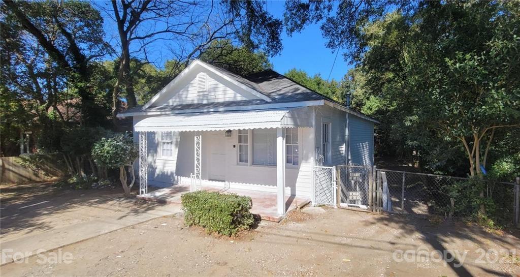 406 Arthur Ave., Gastonia, NC 28052