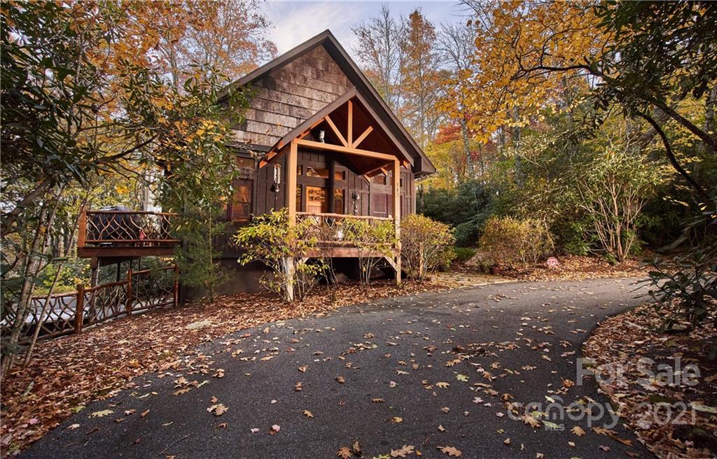 143 Choctaw Camp Ln., Blowing Rock, NC 28605