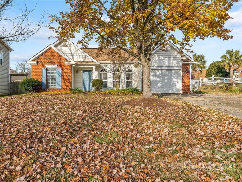 6265 Goldenfield Dr., Charlotte, NC 28269