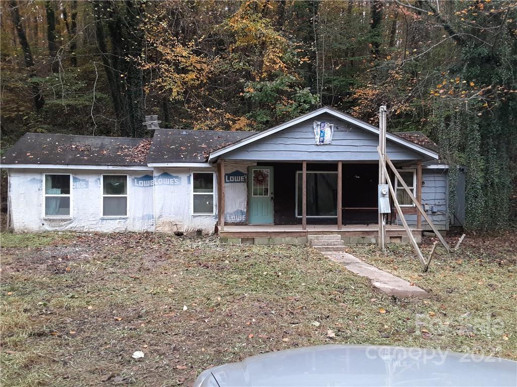106 Laurel Branch Rd., Sylva, NC 28779