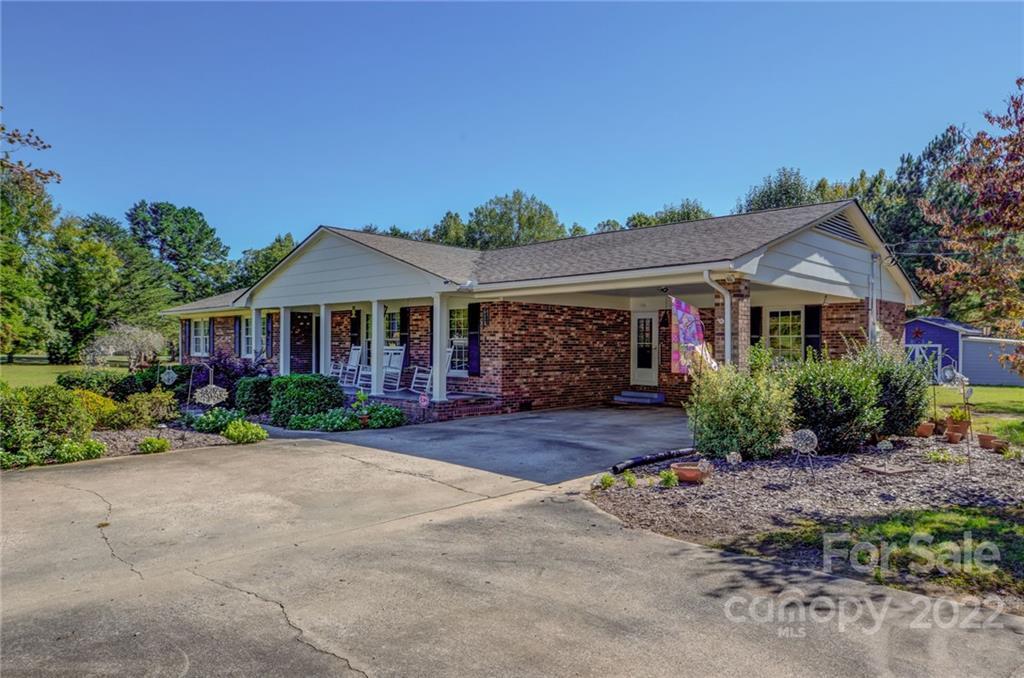 6105 Long Ferry Rd., Salisbury, NC 28146