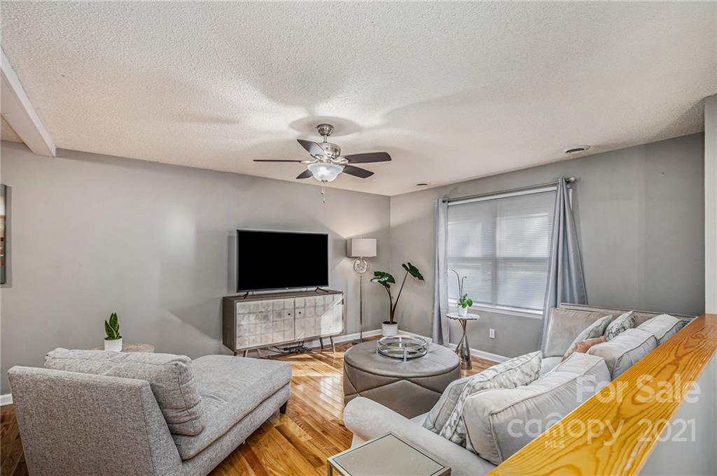 2964 Mac Dr., Hudson, NC 28638