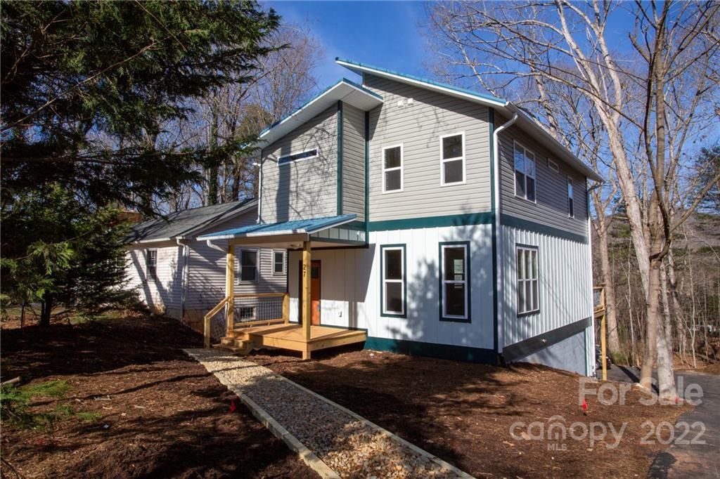 27 Evergreen Ave., Asheville, NC 28806