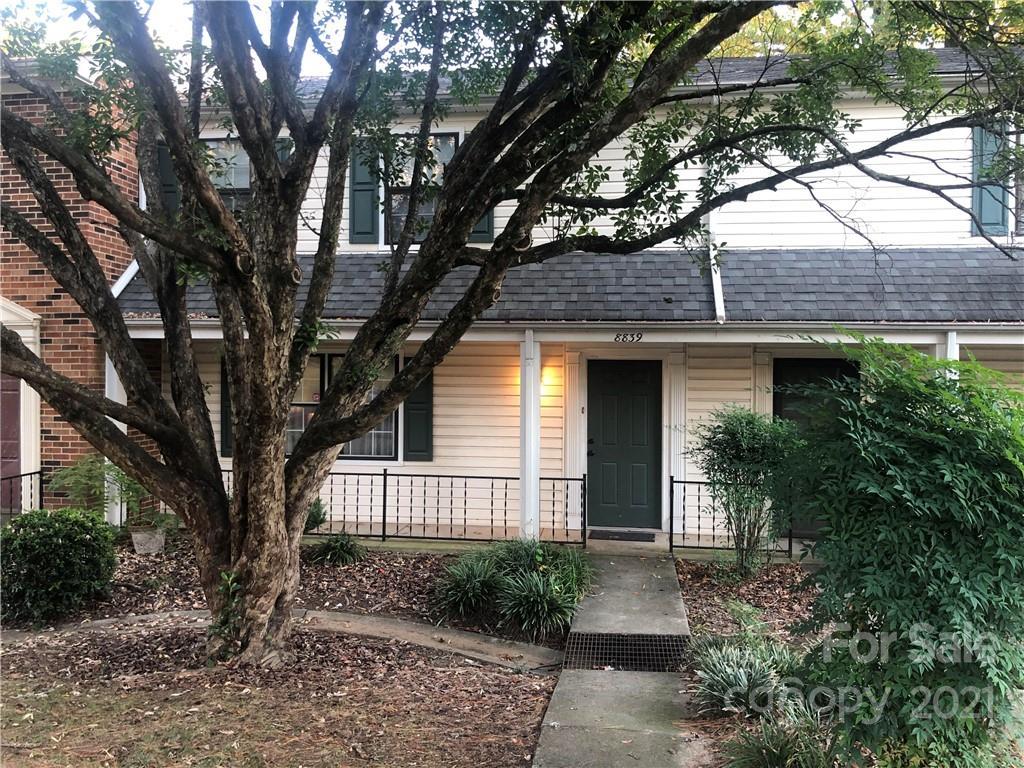 8839 Hunter Ridge Dr., Charlotte, NC 28226