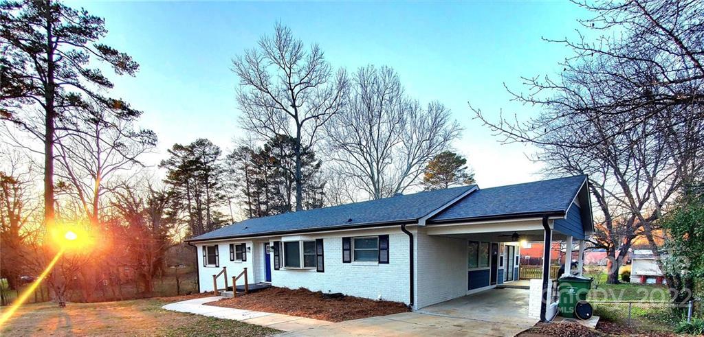 214 Mellwood Dr., Charlotte, NC 28214