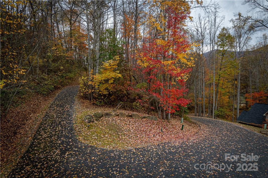 16 Katua Tr., Maggie Valley, NC 28751