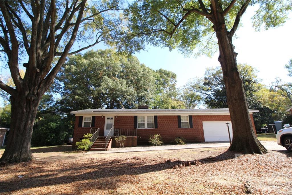 203 S Bragg St., Monroe, NC 28112