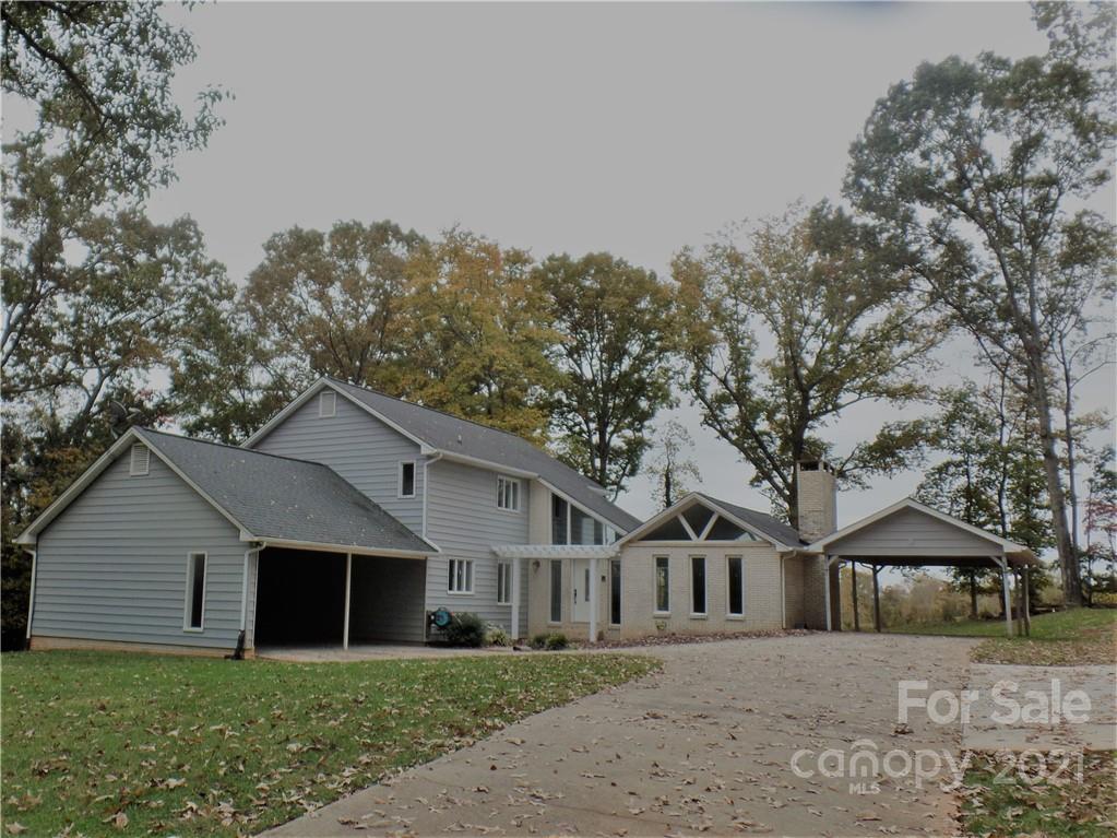 376 Dixie Trail Dr., Forest City, NC 28043