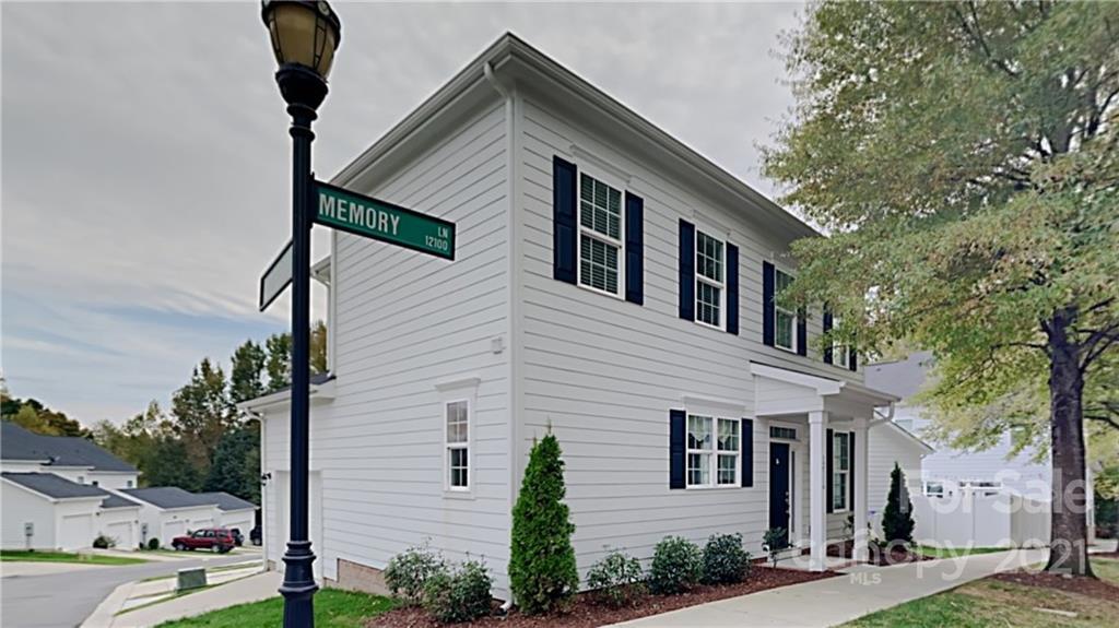 12116 Memory Ln., Huntersville, NC 28078