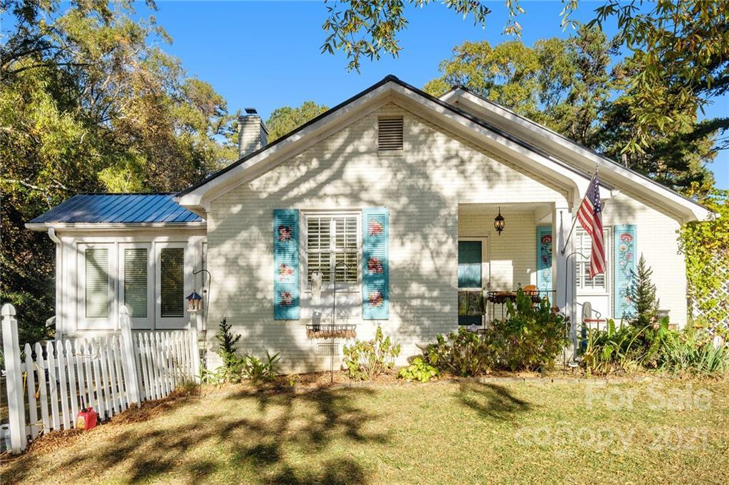 497 Sunnyside Dr., Concord, NC 28025