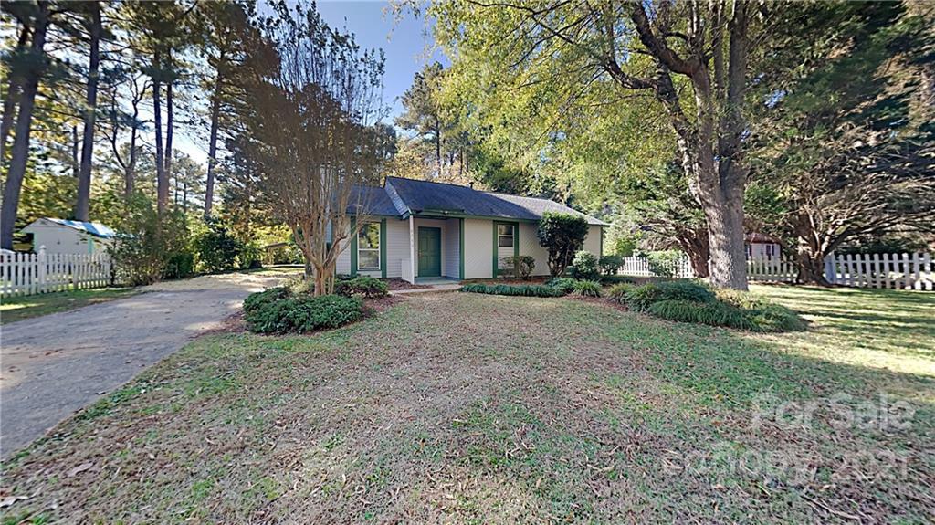 6112 Trysting Rd., Charlotte, NC 28227