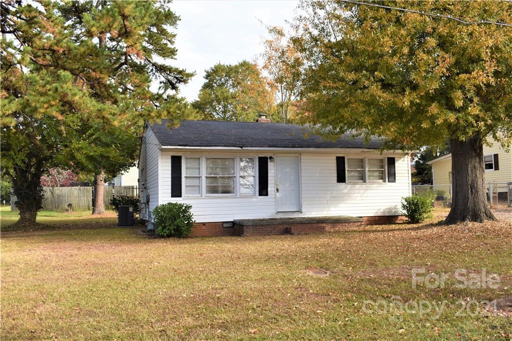 2102 Bethlehem Ave., Gastonia, NC 28054