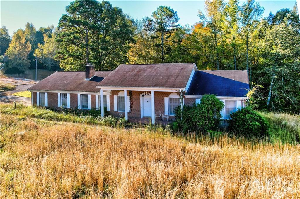 5325 Statesville Blvd., Salisbury, NC 28147
