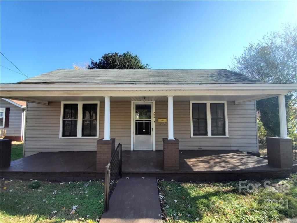 726 Brevard St., Statesville, NC 28677