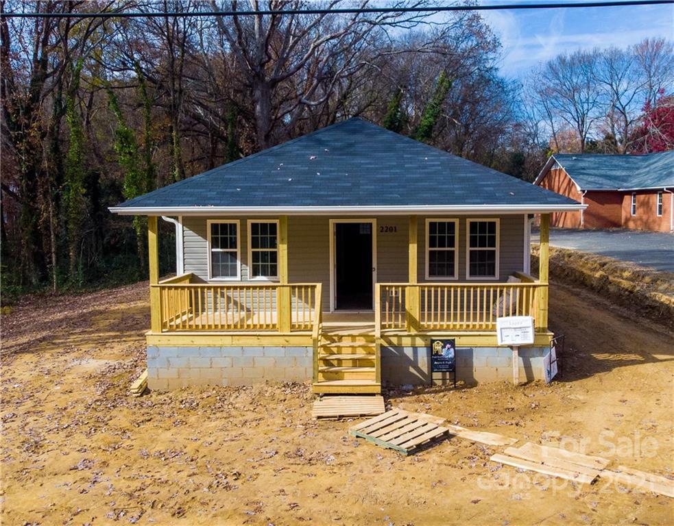 2201 Newland Rd., Charlotte, NC 28216