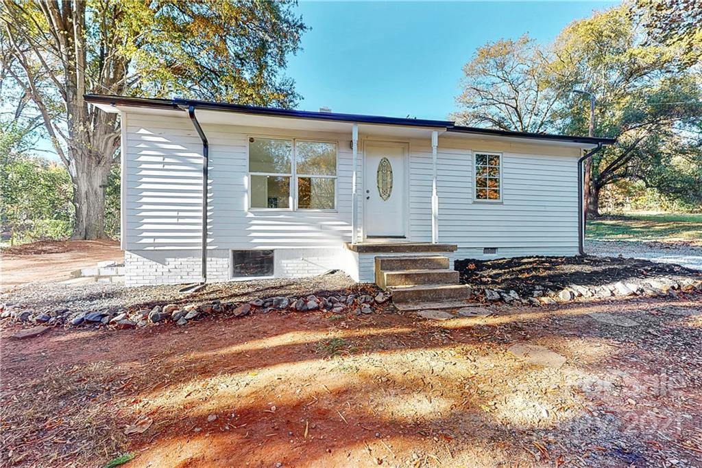 1449 Cherryville Rd., Shelby, NC 28150