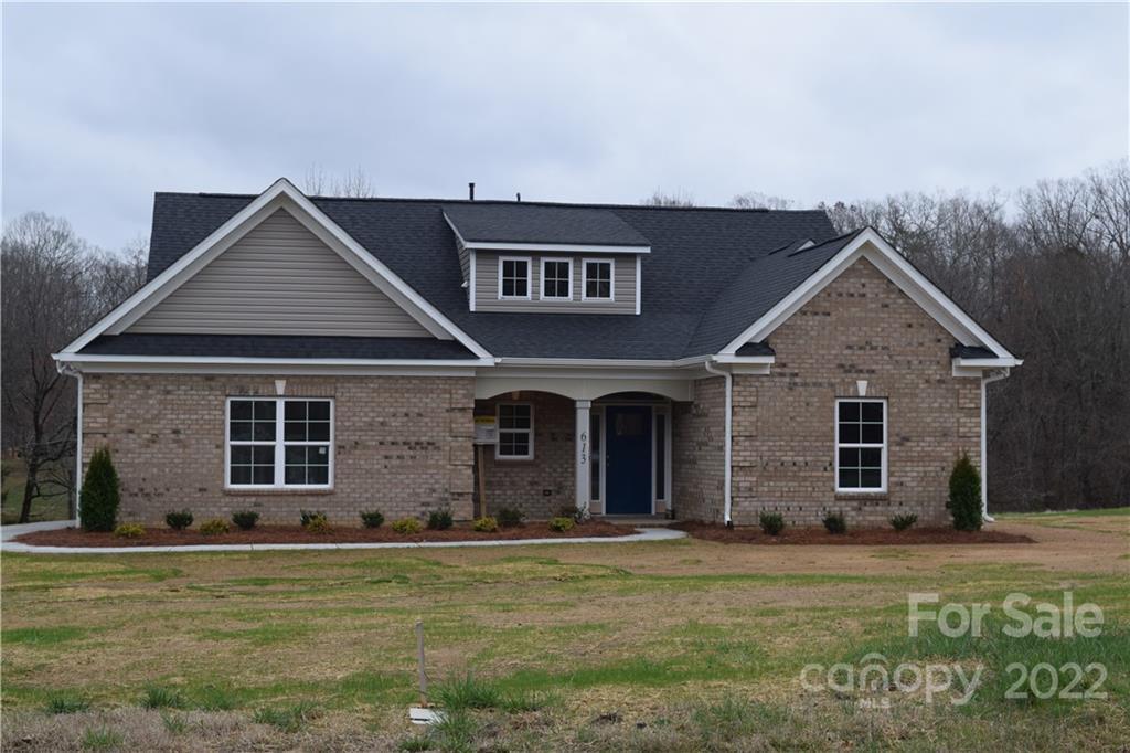 613 Fielding Rd., Charlotte, NC 28214