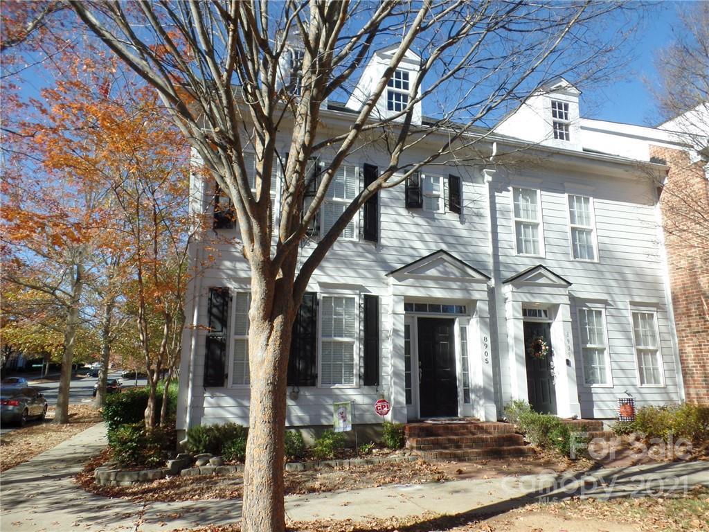 8905 Socata Way, Charlotte, NC 28269
