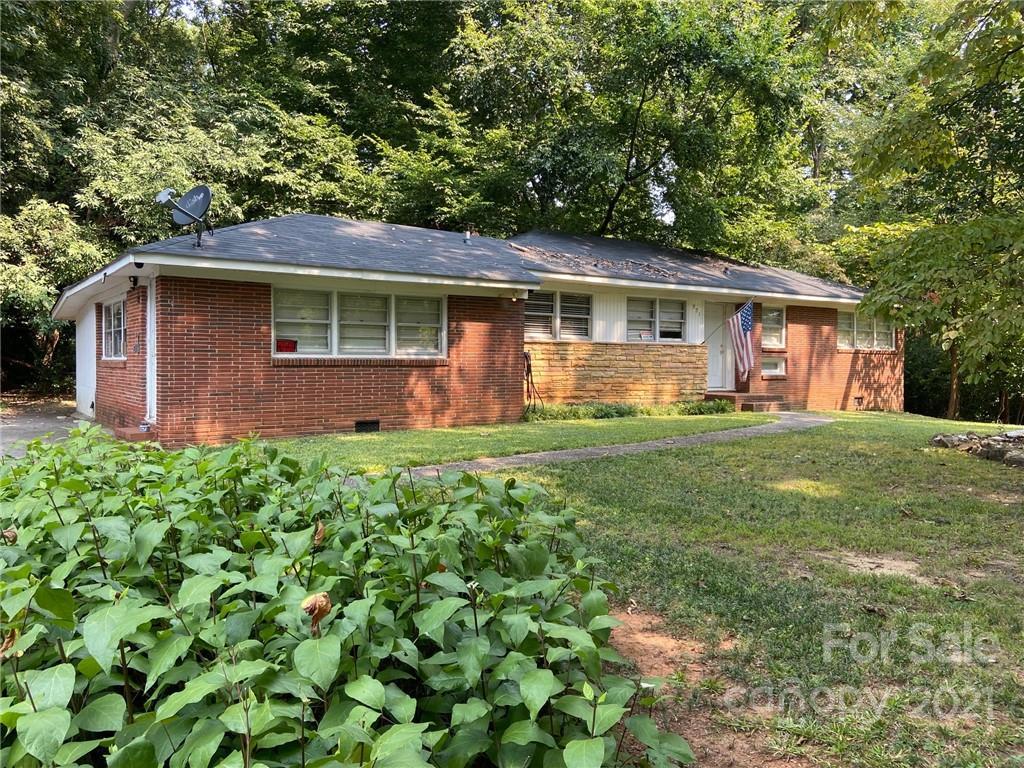 321 Stilwell Oaks Cir., Charlotte, NC 28212