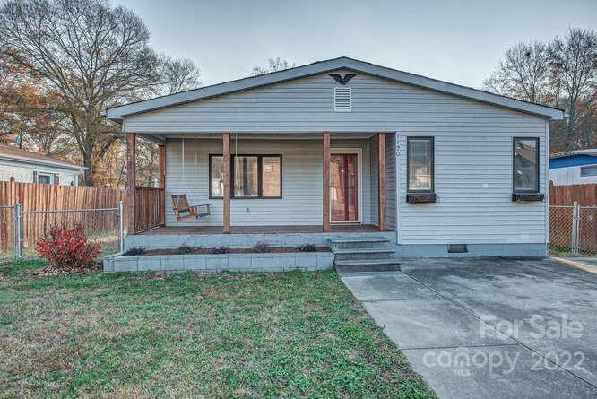 1120 Riverside Dr., Charlotte, NC 28214