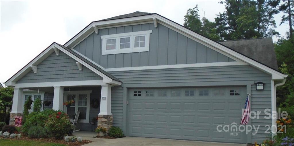 208 Snowy Egret Way, Hendersonville, NC 28792