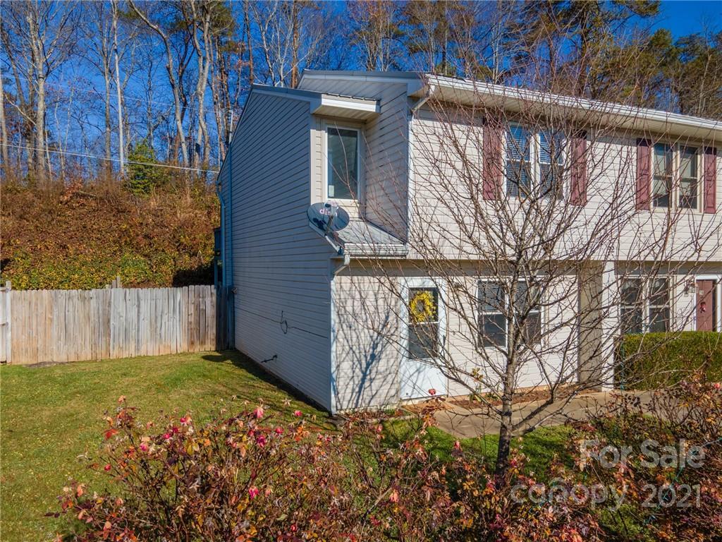 32 W Raccoon Ridge #5A, Sylva, NC 28779