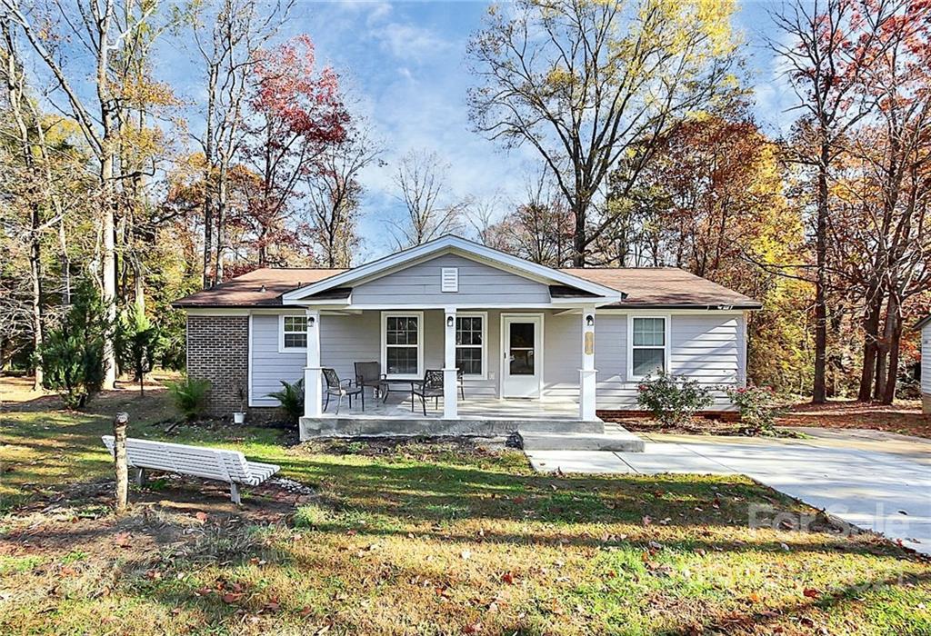 6608 Accrington Ct., Charlotte, NC 28227