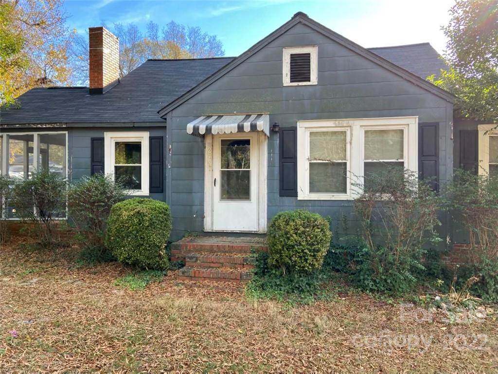 2727 Gibbon Rd., Charlotte, NC 28269