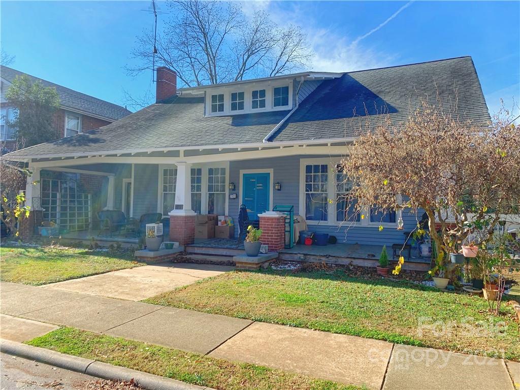 202 Oak St., Statesville, NC 28677