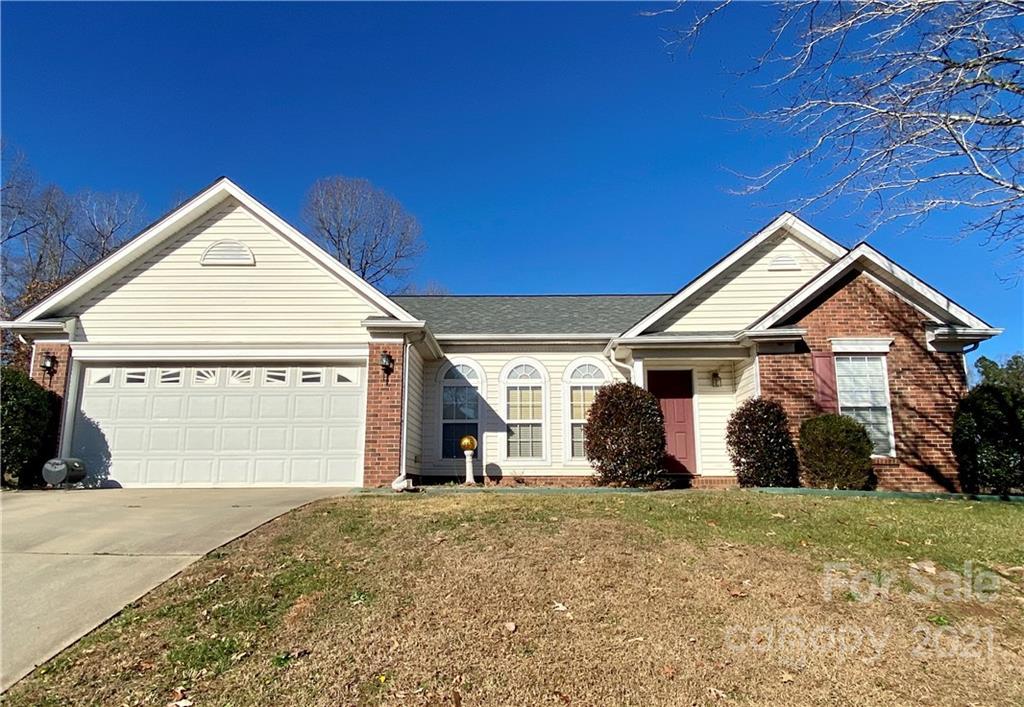 1226 Laurel Woods Dr. #43, Gastonia, NC 28052
