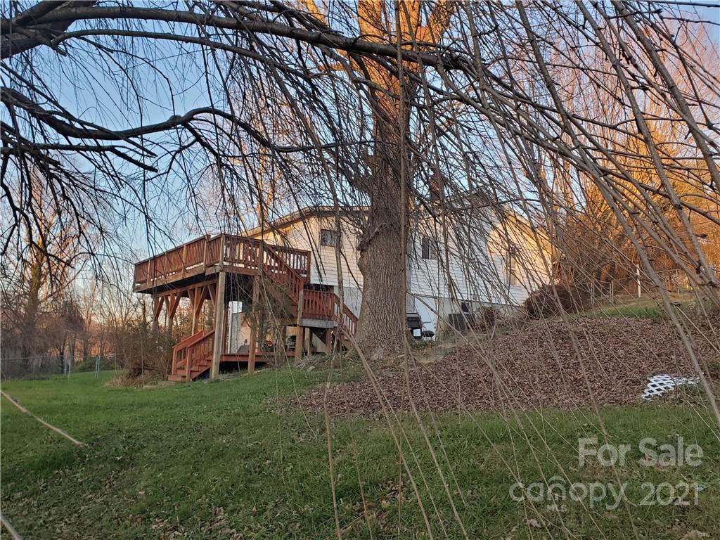 20 Winding Rd., Asheville, NC 28803