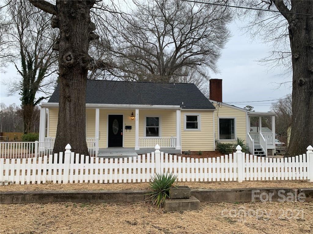 312 Cook St., Mooresville, NC 28115