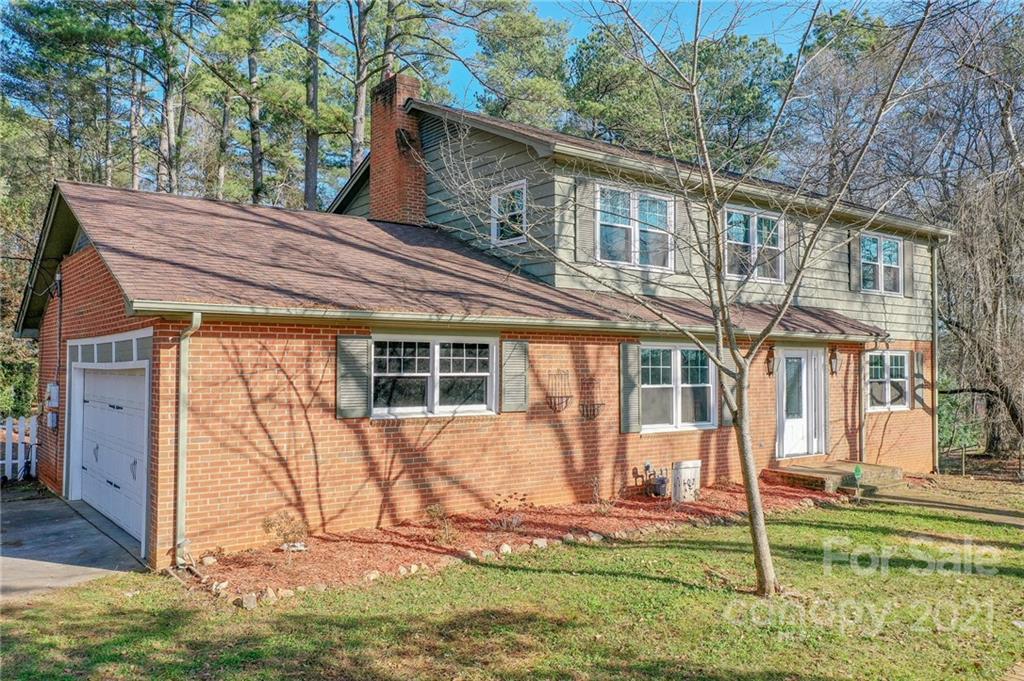 1102 Mark Dr., Shelby, NC 28152