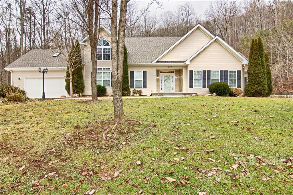287 N Reece Dr., Arden, NC 28704