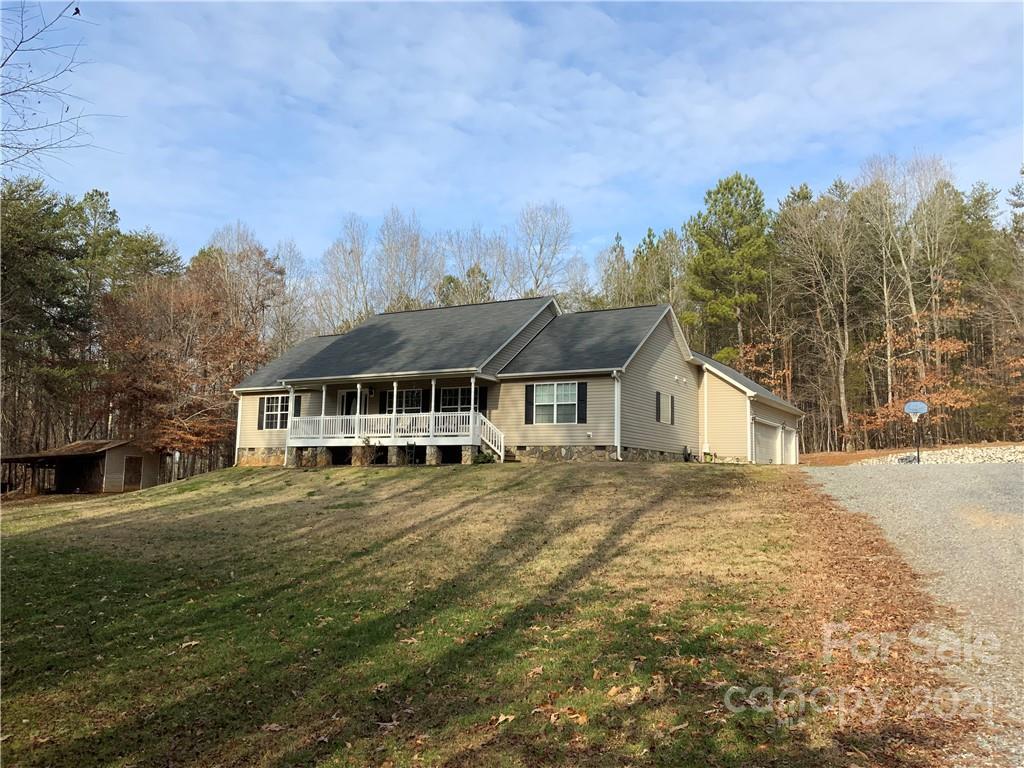 4912 Morrison Houser Tr., Lincolnton, NC 28092