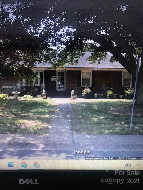 638 Scaleybark Rd., Charlotte, NC 28209