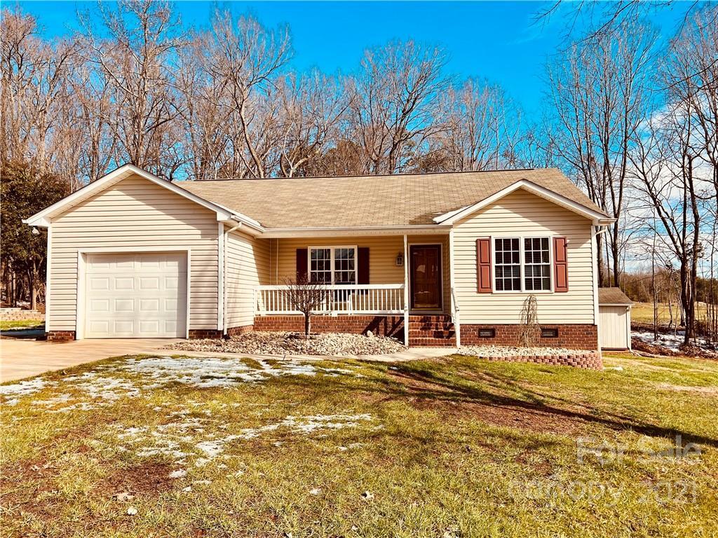 613 Beavers Cove Ln., Concord, NC 28027